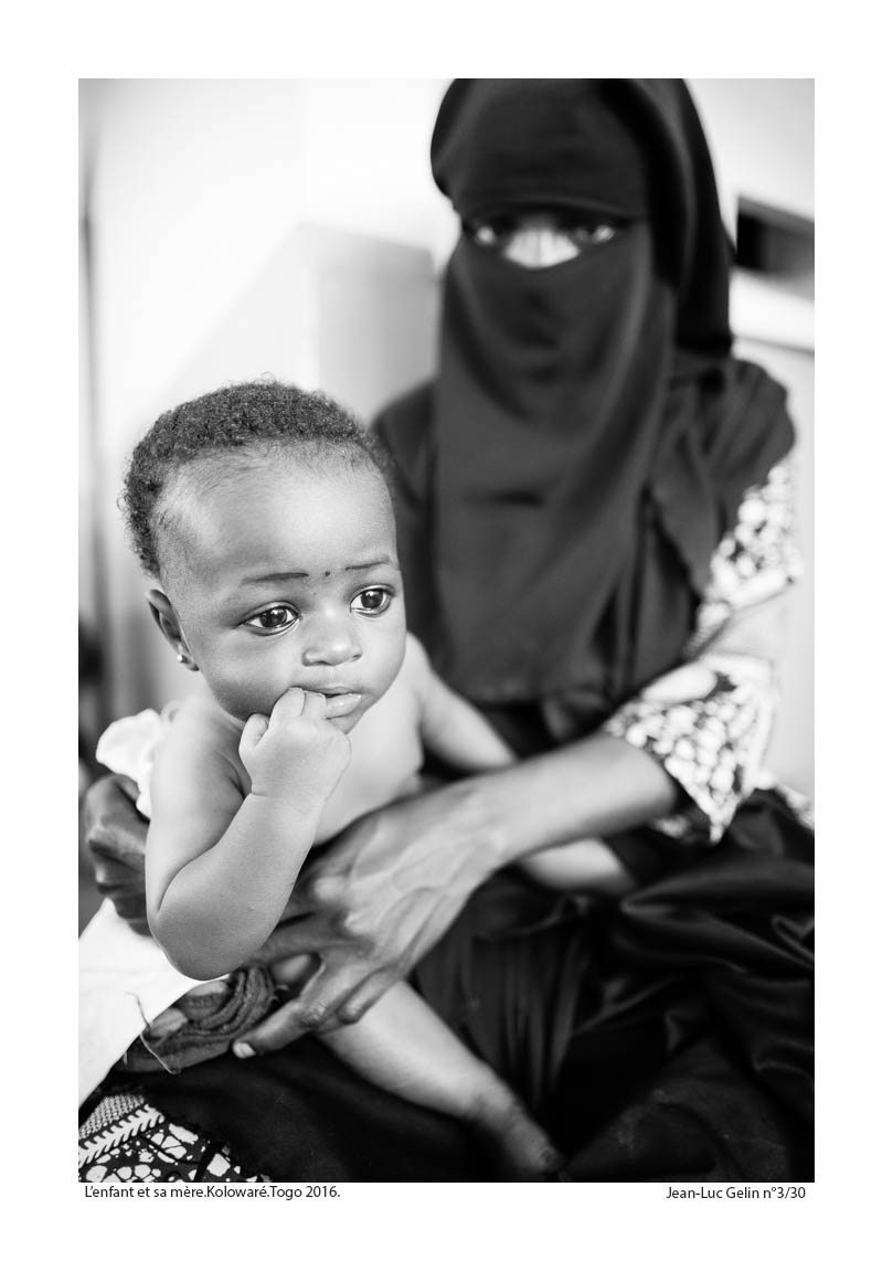 JLG photo N/B l'enfant et sa mère, Togo